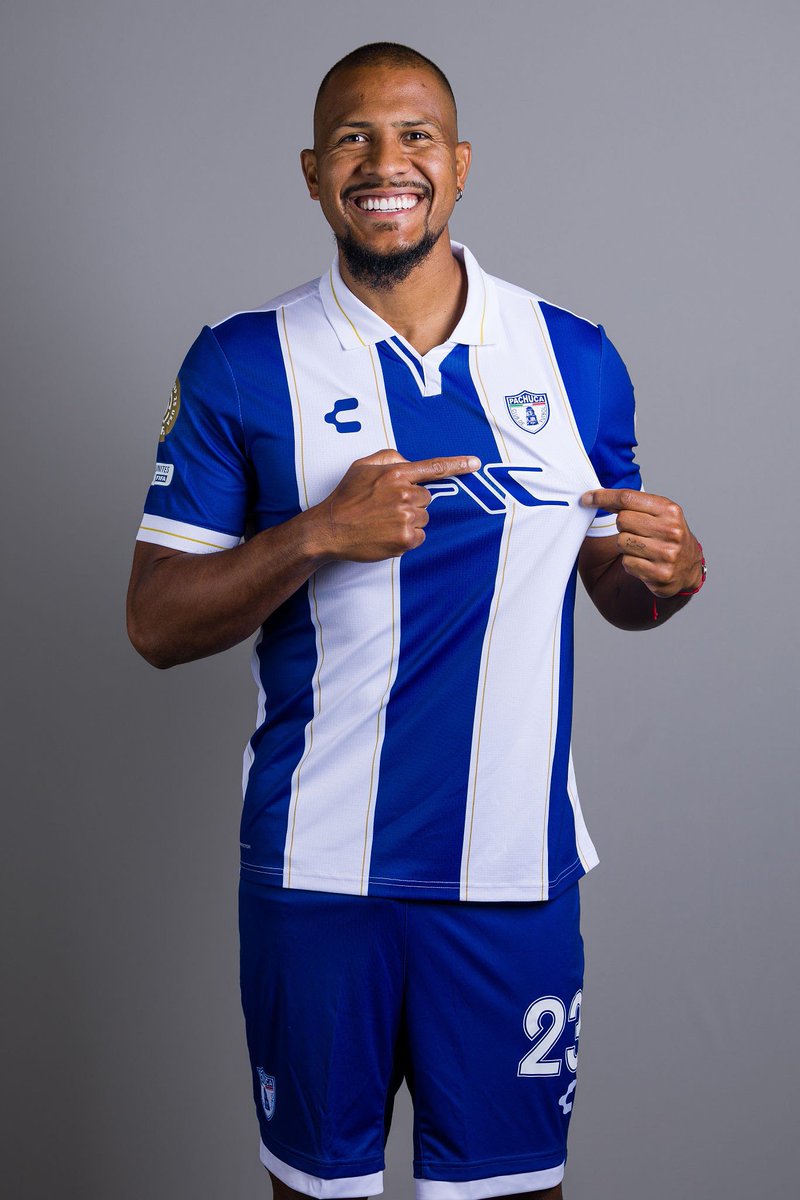 #28Jun | Lo de Salomón Rondón con el Real Oviedo no está cerrado.

Hay conversaciones y se espera que acaben de forma positiva, pero, de momento, no es una operación cerrada.

El Real Oviedo espera concretar primero la renovación de su entrenador Veljko Paunovic.