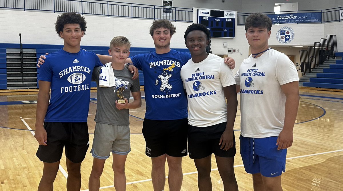McClintickLuke's tweet photo. Thanks to all the @DCCfootball Coaches and players for all their effort and great camp this week! It was hot but we worked hard. Go Shamrocks! @ShamrockNation_ @DCC1928 #relentlesspursuit #godfirst #mvp #linebacker #fastestman #shamrocknation https://t.co/fGMloorXTo