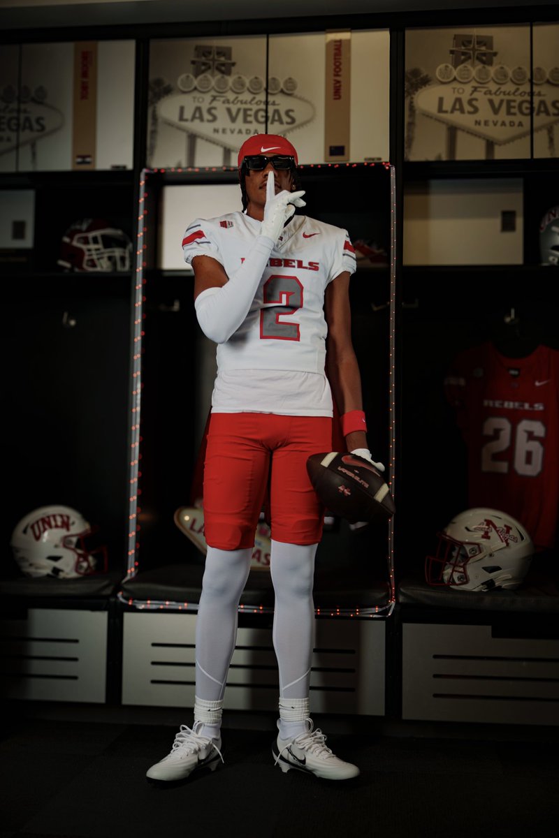 Major Pride tweet media