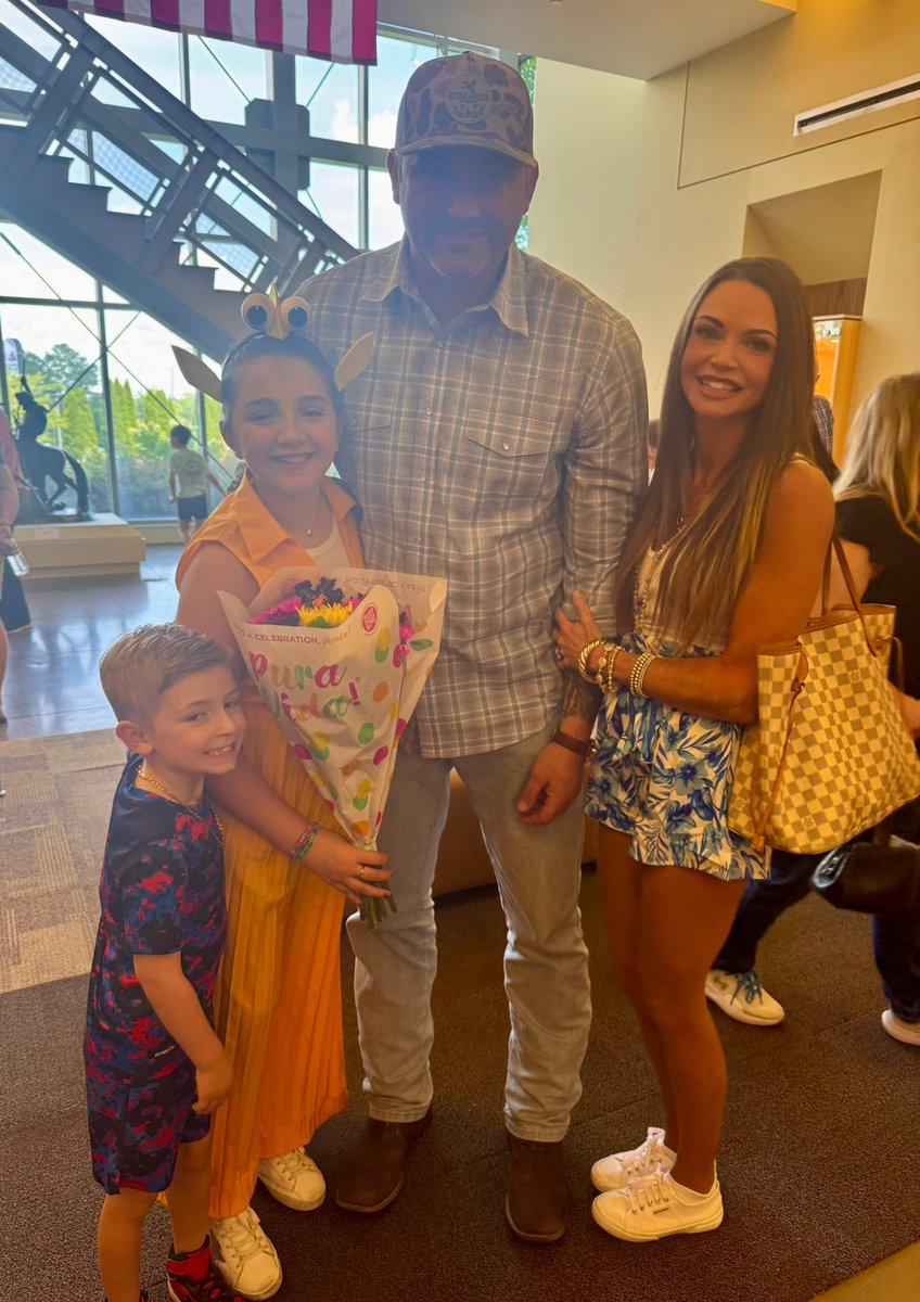 K. Hollingsworth, M.Ed tweet media