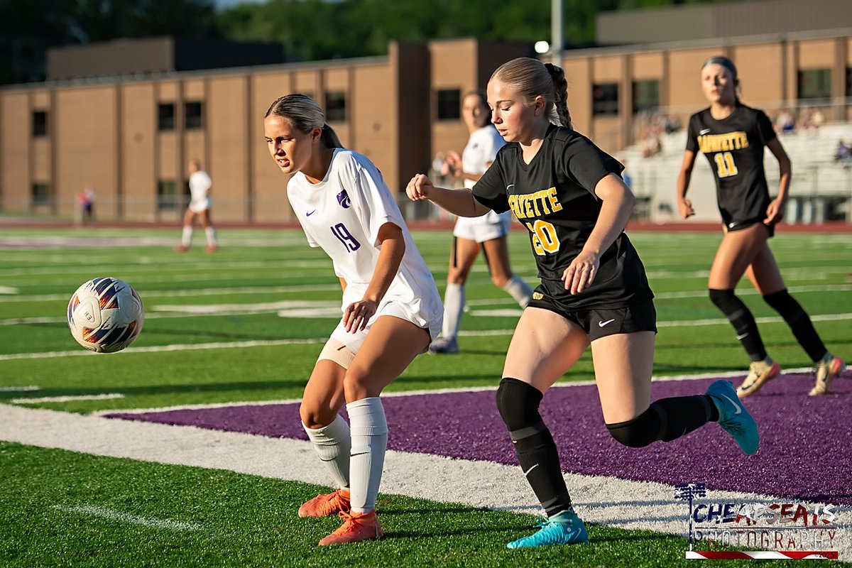 #SoccerPics ⚽️
LINK: bit.ly/laf-eur-gsocce…

So close to being caught up on all our action pics! 🙂
<a href="/LafayetteLancer/">Lafayette Lancers</a> <a href="/LHS_GSoccer/">Lafayette Girls Soccer</a> <a href="/EHSActivityDir/">Eureka HS Activities</a> <a href="/EurekaSoccerG/">Eureka Girls' Soccer</a>