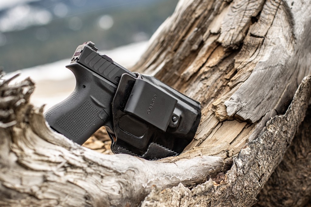 STOW-N-GO ELITE IWB HOLSTER

Available in black or tan, the Stow-N-Go Elite fits belts up to 1 3/4”.

Order today: l8r.it/QlTn