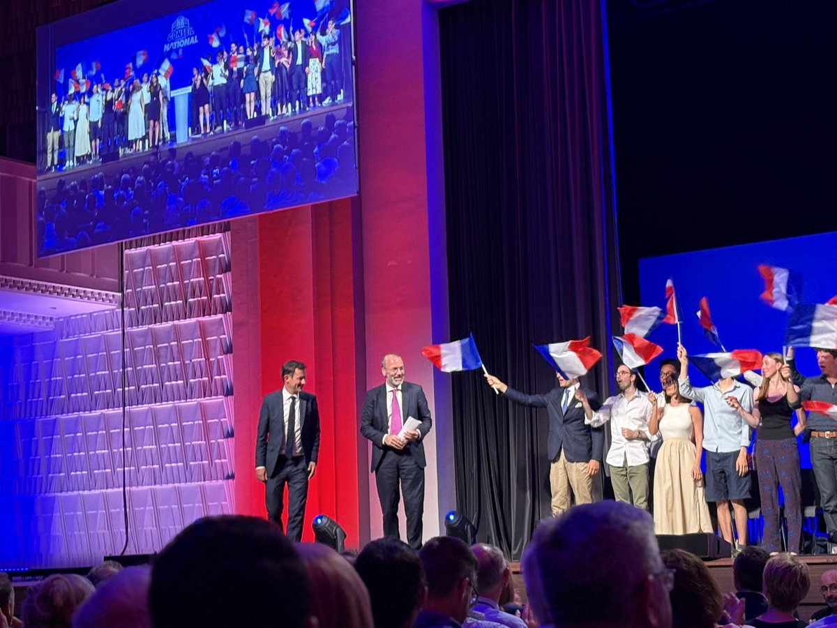 MorganeBRAVO tweet media