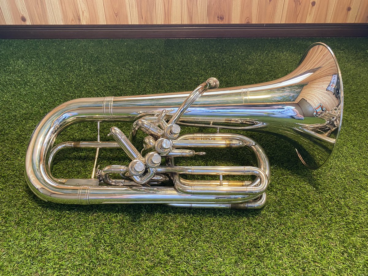 MABOcamp's tweet image. ユーフォニアム売ってトロンボーン買おうかと考え始めた今日この頃。
ユーフォ2本持っててもこっちの楽器の出番ほとんどないし、宝の持ち腐れ感があって、、、。

#Willson
#FA2975BS