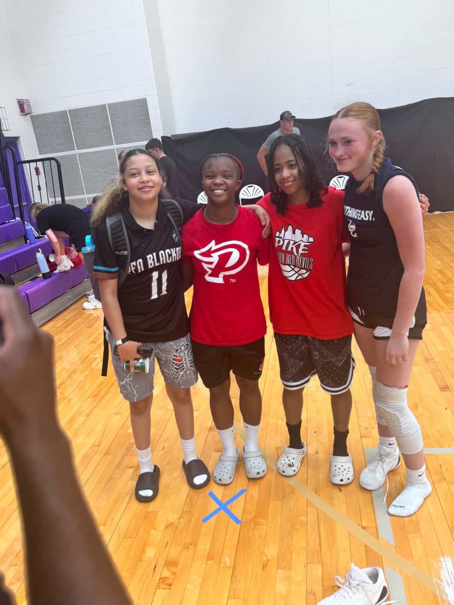 havana (@havana_rae) on Twitter photo Got to spend the day with some of my aau teammates and some of my m14 family! Thank you <a href="/CoachRSW/">Robyn Scherr</a> for having me today and for a great tour after!! Got to spend the day with some of my aau teammates and some of my m14 family! Thank you <a href="/CoachRSW/">Robyn Scherr</a> for having me today and for a great tour after!!