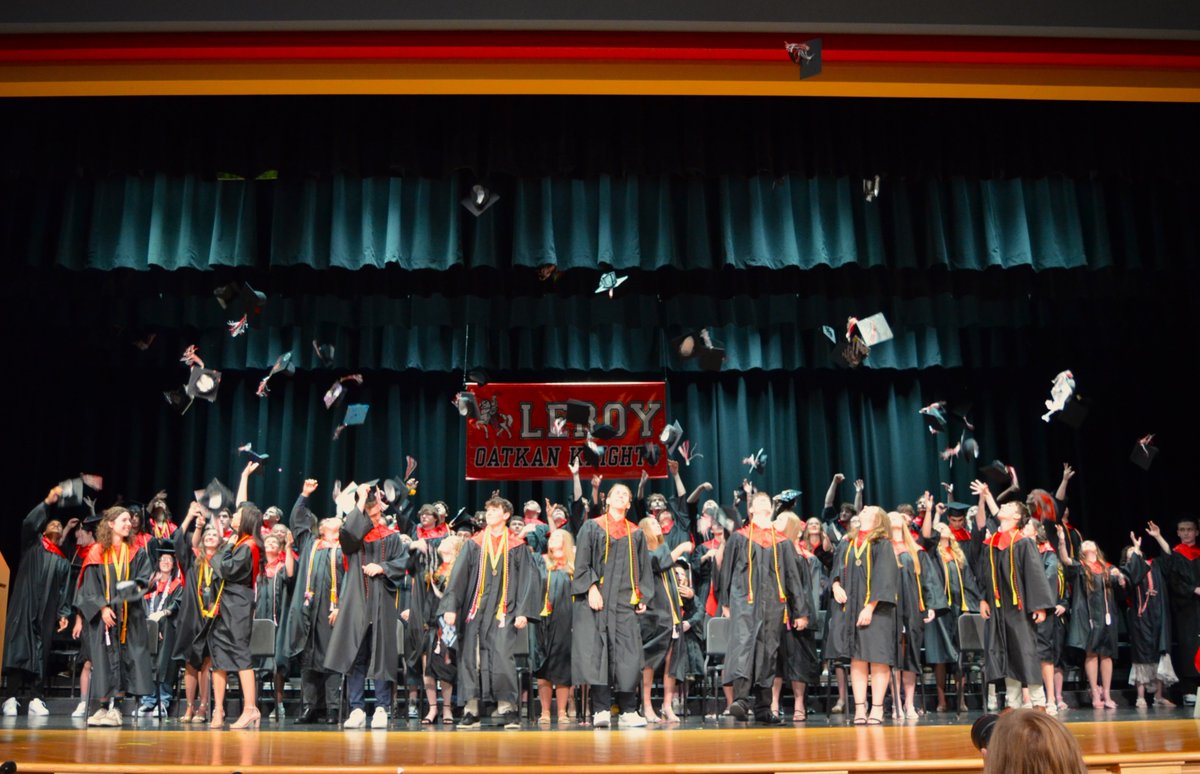LeRoy_CSD's tweet image. 134th Commencement of the Le Roy Jr. Sr. High School-June 28, 2025-Congratulations to all 81 members of the Class of 2025!
Link to photos: facebook.com/share/p/199E57…
Link to video:
facebook.com/share/v/15hj7L…