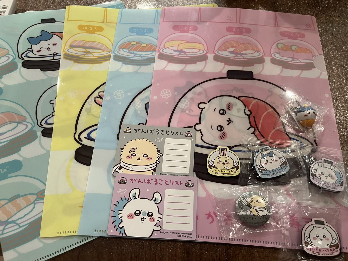 【交換】くら寿司　ビッくらポン　ちいかわ
譲:フィギュア　ハチワレ
　缶バッジ　ラッコ
　カード　ラッコ

求:フィギュア　モモンガ
　缶バッジ　あのこ
　カード　ちいかわ
フィギュア最優先で求めております。
郵送か都内・神奈川県内で手渡し可能です。