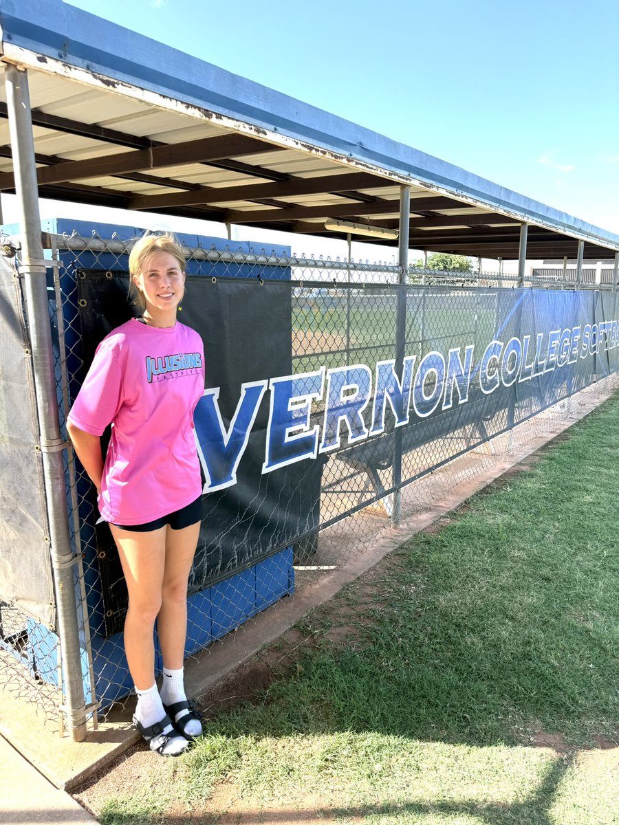 JadeNeal2026 tweet media