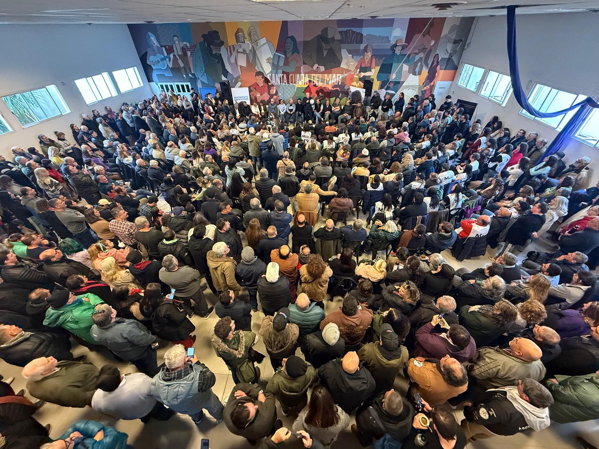 patriaeselotrok's tweet image. ☀️🇦🇷 PLENARIO EN LA 5TA SECCIÓN
El @MOVIMIENTODAF se organiza: en Santa Clara del Mar, participamos del Plenario de la 5ta Sección electoral junto a compañeros del gabinete provincial, intendentes, concejales, referentes de organizaciones políticas y sociales, compañeros y…