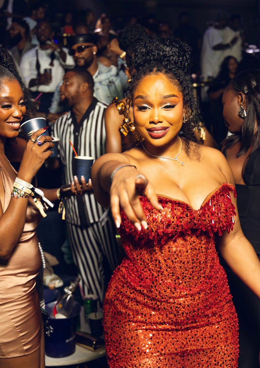 magubane984's tweet photo. My Queen they can open space from Monday to Saturday or even to the start of Season 10 if they want to discuss you, they just got nothing on Onyeka that's why sounding like broken record since from the show.🤣🤣🤣

40 year old Aunties have been restless.
#BBNReunion https://t.co/LpLtcaWlm8