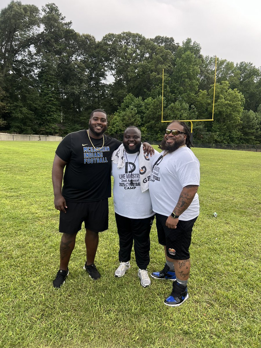 Coach Wright, M. Ed (@coachwright72) on Twitter photo Real Stand Up Guys 🫡
Thankful to get some work in at <a href="/_CoachJames/">Coach James</a> 2nd Annual DLine Ministry Football Camp.
Proud of my brother for giving back to the Clay Co community‼️ Real Stand Up Guys 🫡
Thankful to get some work in at <a href="/_CoachJames/">Coach James</a> 2nd Annual DLine Ministry Football Camp.
Proud of my brother for giving back to the Clay Co community‼️