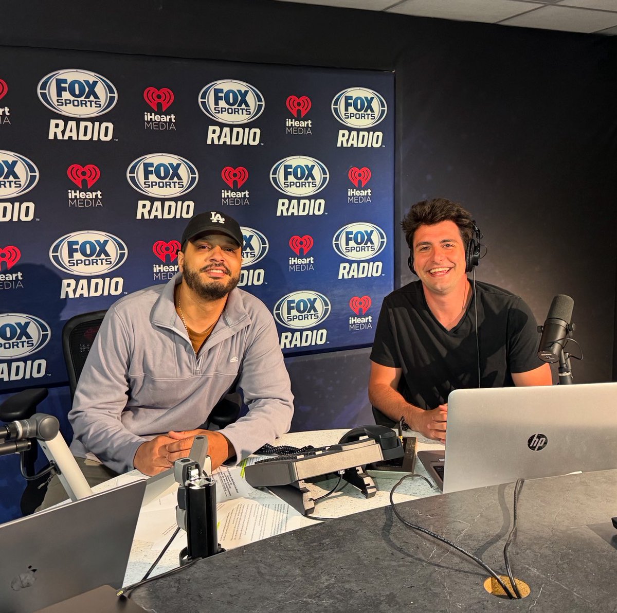 LIVE at 5! Back with <a href="/martinweiss/">Martin Weiss</a> on <a href="/FoxSportsRadio/">FOX Sports Radio</a> talking shop come hang 

-Ace Bailey &amp; NBA Draft
-Caleb Williams vs Jordan Love
-Paige Bueckers &amp; Caitlin Clark

🎙️iheart.com/live/4732?cmp=…