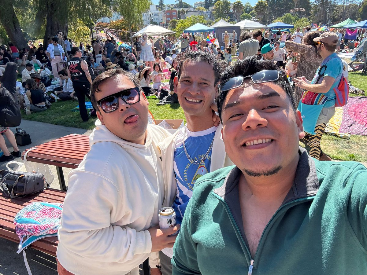 Lenin_Obando's tweet photo. Pre celebración Pride 2025🏳️‍🌈🏳️‍⚧️ San Francisco, CA. https://t.co/cQQUjlmC6N