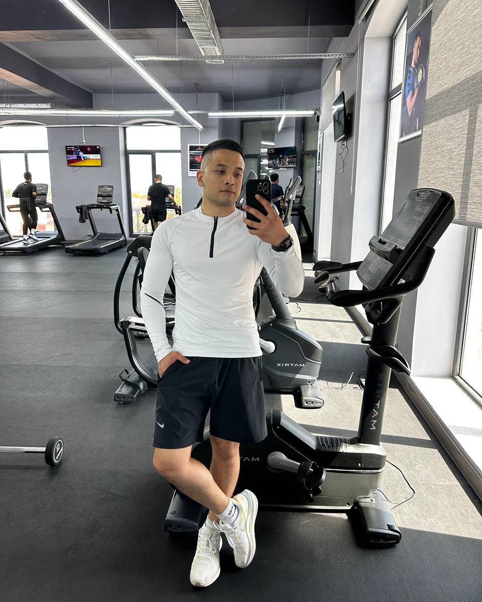 Good Day, friends! What a nice day, right, especially when it’s the weekend 😂 
But honestly, I see that many of you are still not with us. And it really saddens me. 

Why are you still not in my team❓Write your fears and questions right now, and I will answer them all ⬇️⬇️
