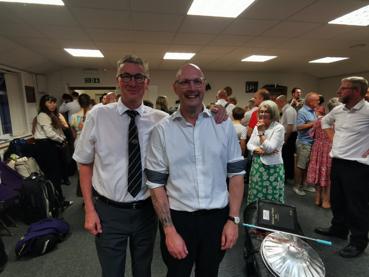 KirkbyBand's tweet image. Meeting your hero is always pretty awesome. Tom Smith and Shaun Crowther from the amazing @briggusbb making Rich and Ted's day.