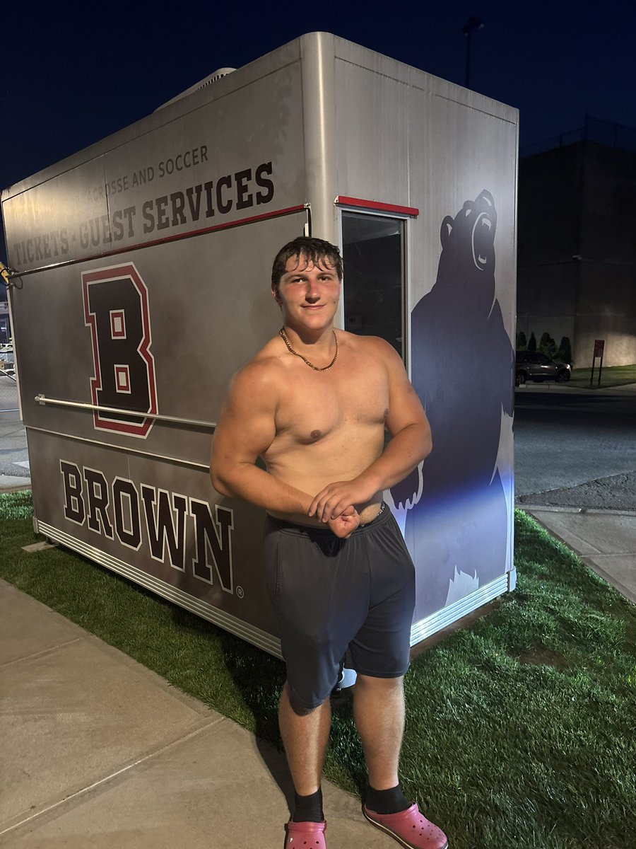 Ayden Banker (@bigbankthetank) on Twitter photo Thank you <a href="/BrownU_Football/">Brown Bears Football</a> for having me at camp on June 23rd. It was a lot of reps and pushed me to be very competitive. Thank you <a href="/CoachEMorrissey/">Eddy Morrissey</a> for all the tremendous coaching and thank you <a href="/BrownHCPerry/">James Perry '00</a> for kindly speaking with me after the camp, despite the limited time. Thank you <a href="/BrownU_Football/">Brown Bears Football</a> for having me at camp on June 23rd. It was a lot of reps and pushed me to be very competitive. Thank you <a href="/CoachEMorrissey/">Eddy Morrissey</a> for all the tremendous coaching and thank you <a href="/BrownHCPerry/">James Perry '00</a> for kindly speaking with me after the camp, despite the limited time.