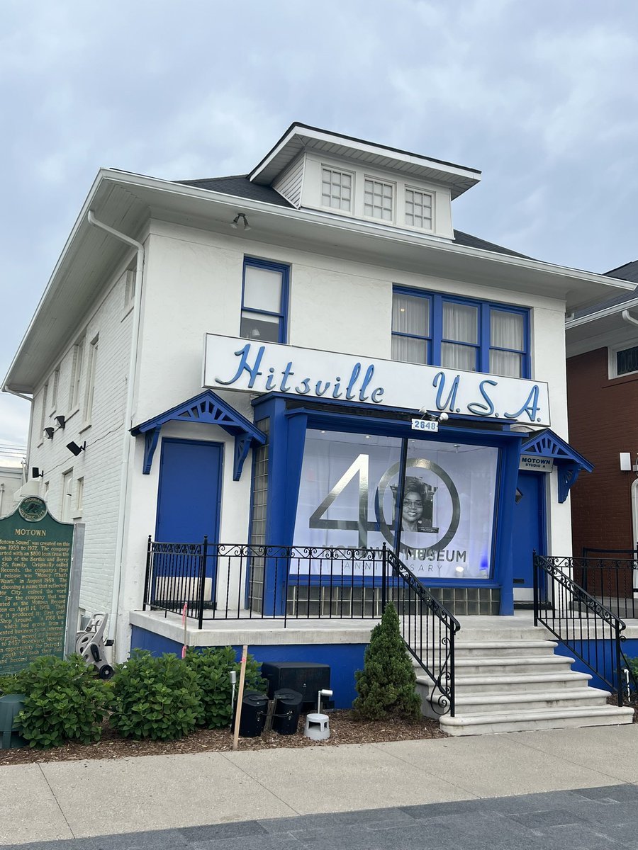 thejeffbrooke's tweet image. Detroit’s popping these days. Enjoyed the holy trifecta of music on a visit this week. Jason Isbell at the Fox, Jack White’s record shop, Motown museum. All 💯 Great atmosphere downtown. 10/10
