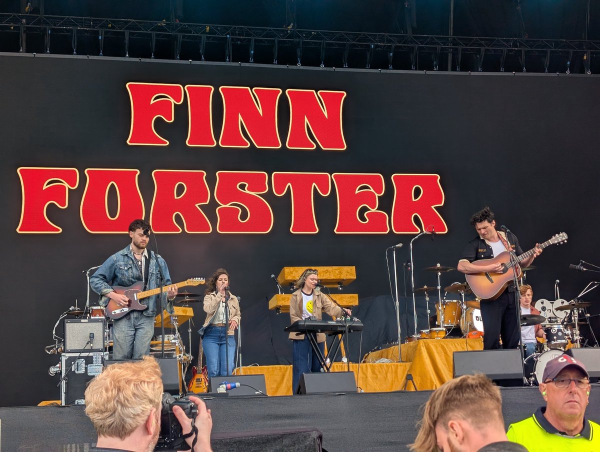 Stereophonics, Blossoms and Finn Forster at Glasgow's Bellahouston Park. Absolutely brilliant