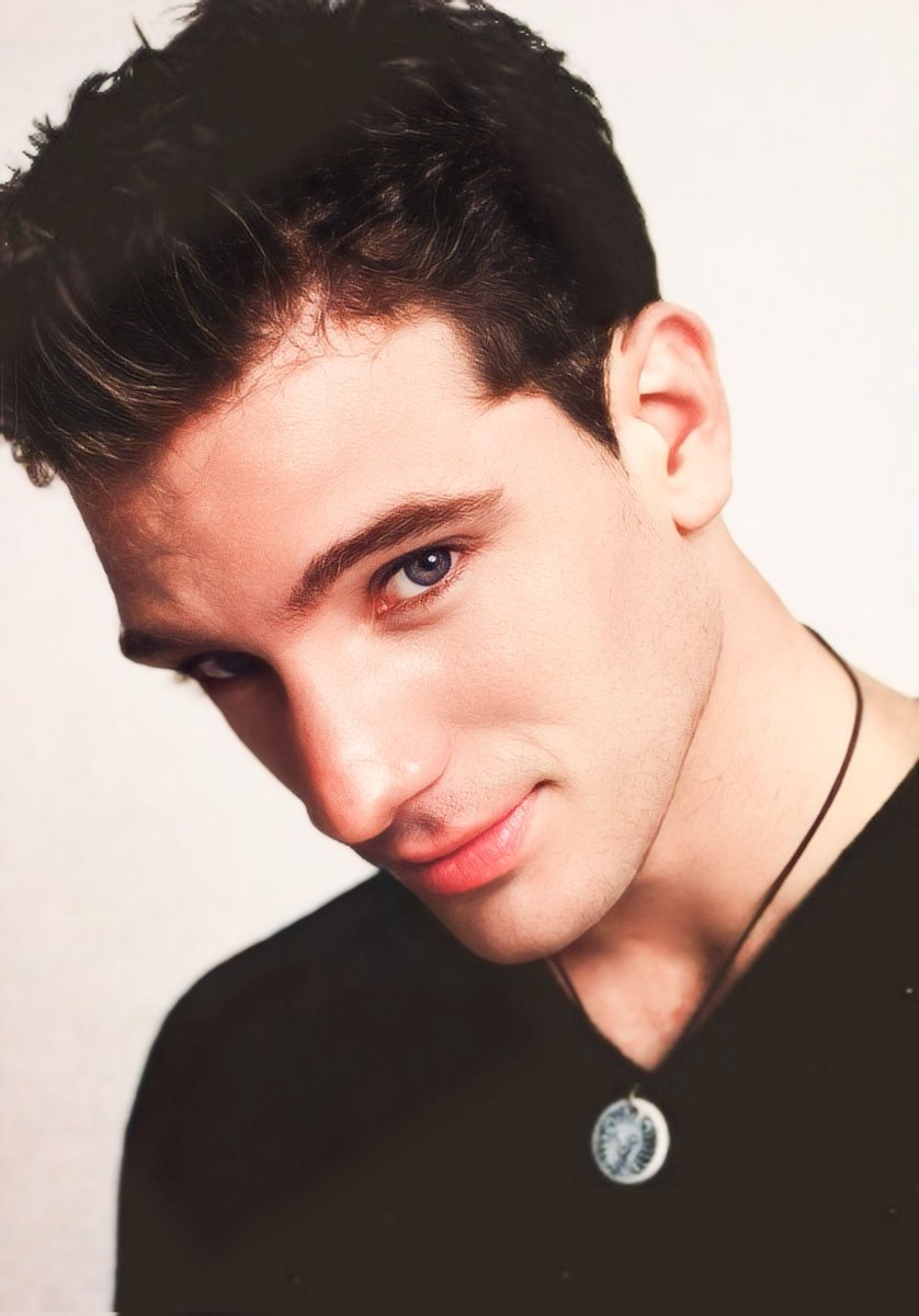 ChasezForever's tweet photo. The most talented, sweetest, and kindest man in the world.... Joshua Scott Chasez 🥰☺️✨
@JCChasez @NSYNC https://t.co/Vwa1WQBCTQ