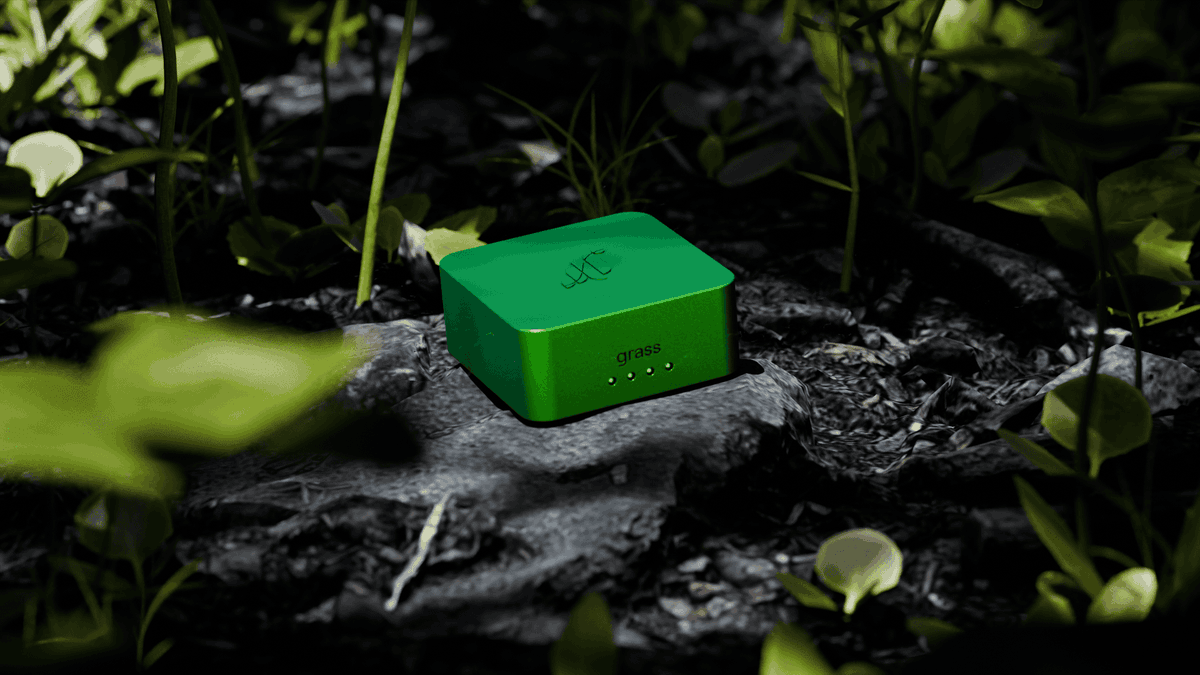 TheBandEndure's tweet photo. 🔥 @grass announced their first physical miner – the Grasshopper!

The first-ever hardware for the Grass Network. Orders will open in limited batches, early access come with special pricing.

✔️Just enter your email and select your delivery country here 👉 https://t.co/VSokUiH235 https://t.co/9KD7Lp2GwB