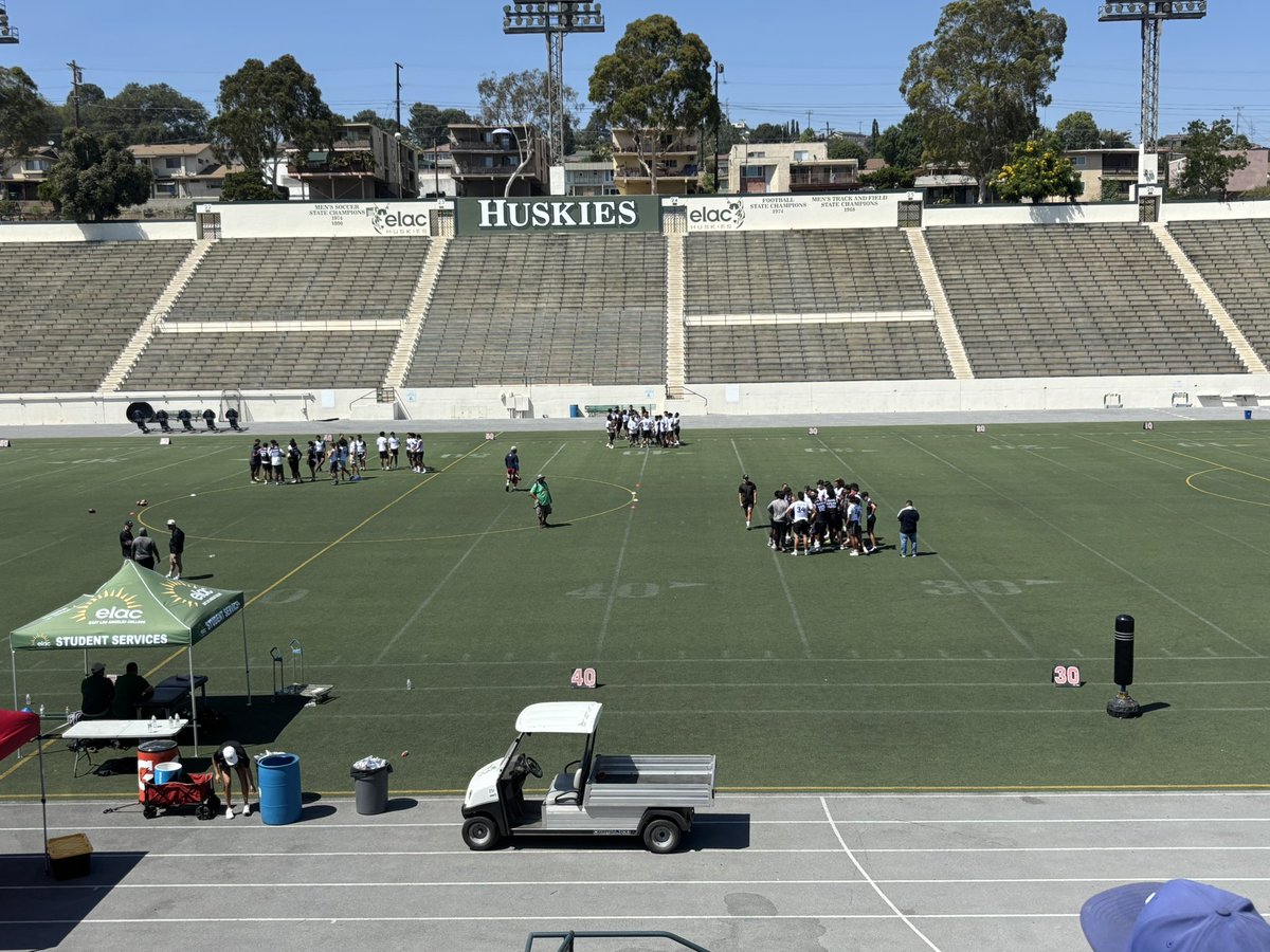 Thank you Elac Fb and the Elite showcase today for sharing time with great high school propects ! Love talking Whittier college football with potential Poets!