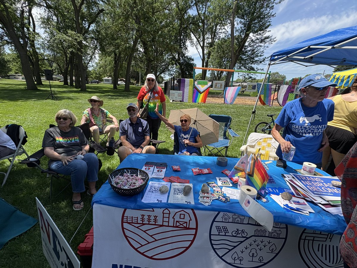 janekleeb's tweet image. The @NebraskaDems team is out in the community at GI and North Platte pride, Firth parade, and Limestone Days parade...great to see support for rural #NeLeg @jaydenlspeed! Organizing Summer is in full swing!