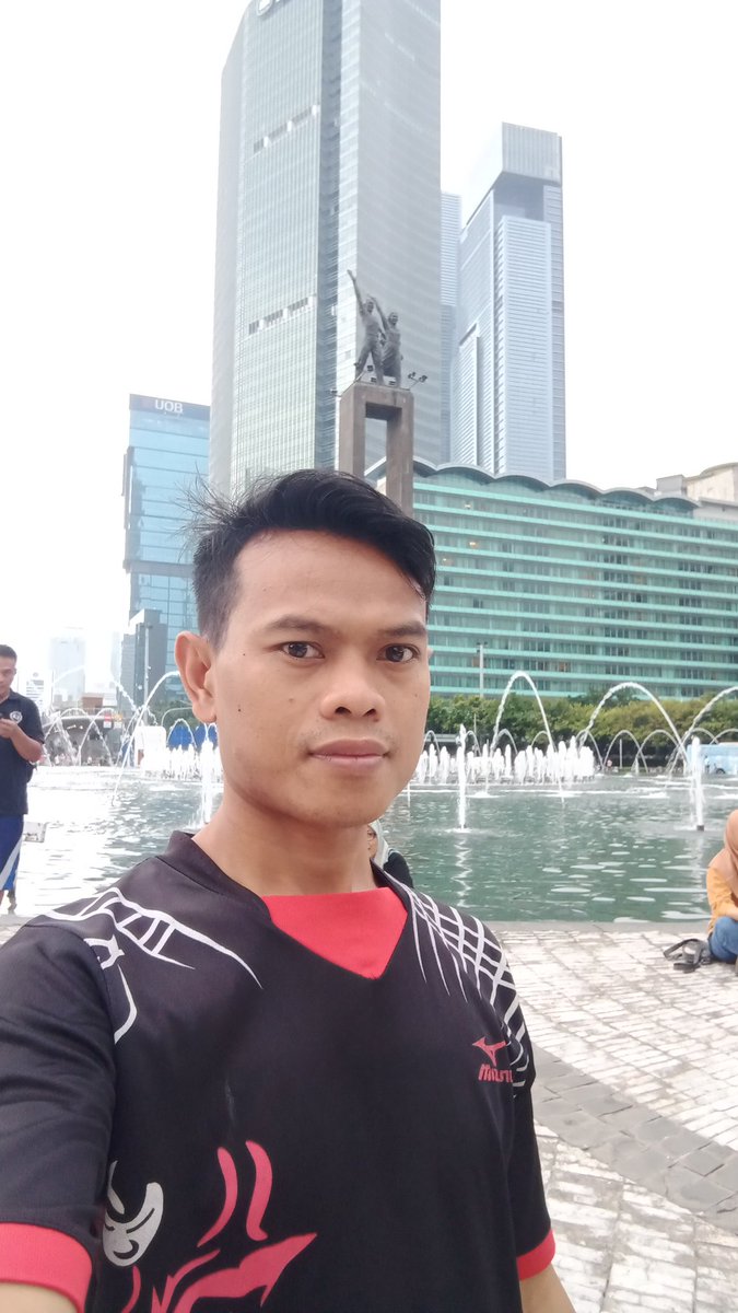 Lagi di sini paginya