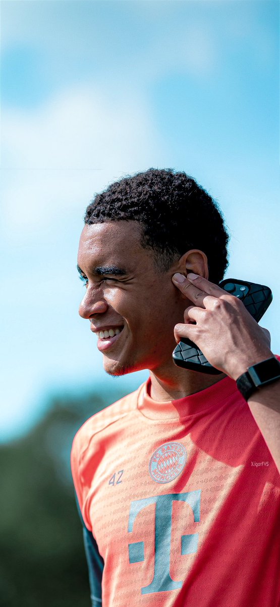 mrderby64's tweet image. Bayernmunich Wallpaper 4k❤️‍🔥
-
#Bayernmunich #Wallpaper #Olise #4k