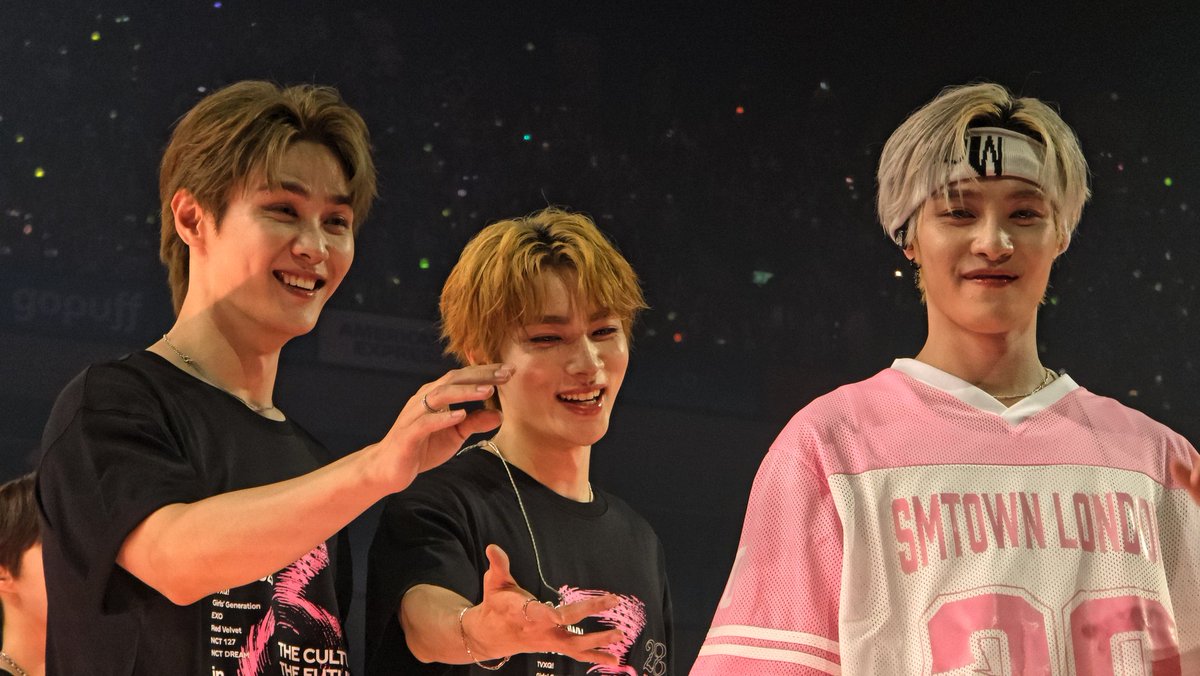 I had the most wonderful time! 💚
Thank you as always my dear <a href="/WayV_official/">WayV</a> for making me smile &amp; feel alive! 😊 
These are the moments worth living for✨️ 
#WayVxSMTOWNLondon
#WayVinLondon
#SMTOWN_LIVE_LONDON
#威神V #WayV #TENLEE