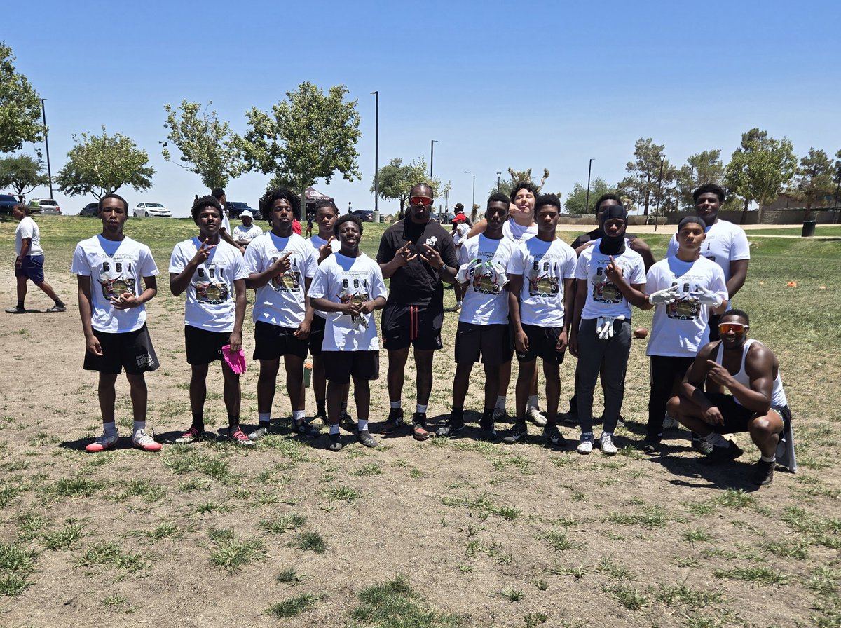 KnightHawksFootball tweet media