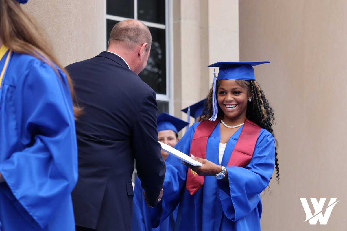 WCSD_K12's tweet image. Congratulations, best of luck, and farewell Class of 2025!