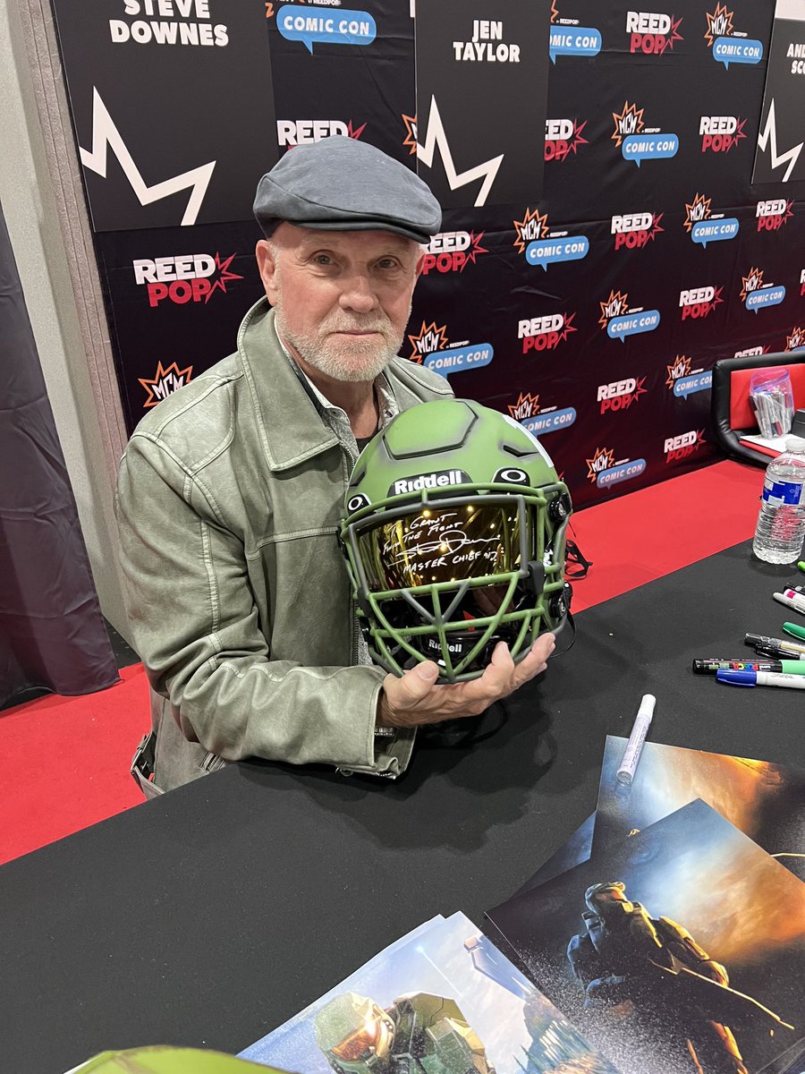 OniArchiveIG's tweet image. &amp;gt;&amp;gt; HAPPY BIRTHDAY @SteveDownes117 &amp;lt;&amp;lt;

// THE MAN // THE DEMON // THE LEGEND THAT IS  MASTER CHIEF 117 

// THANK YOU FOR BEING AN INSPIRATION 

// A FORERUNNER FOR GAMING IDOLS AND BEING GENUINE AND HUMBLE WITH EVERY FAN

#Halo #masterchief #Spartan117 #xbox #HaloSpotlight