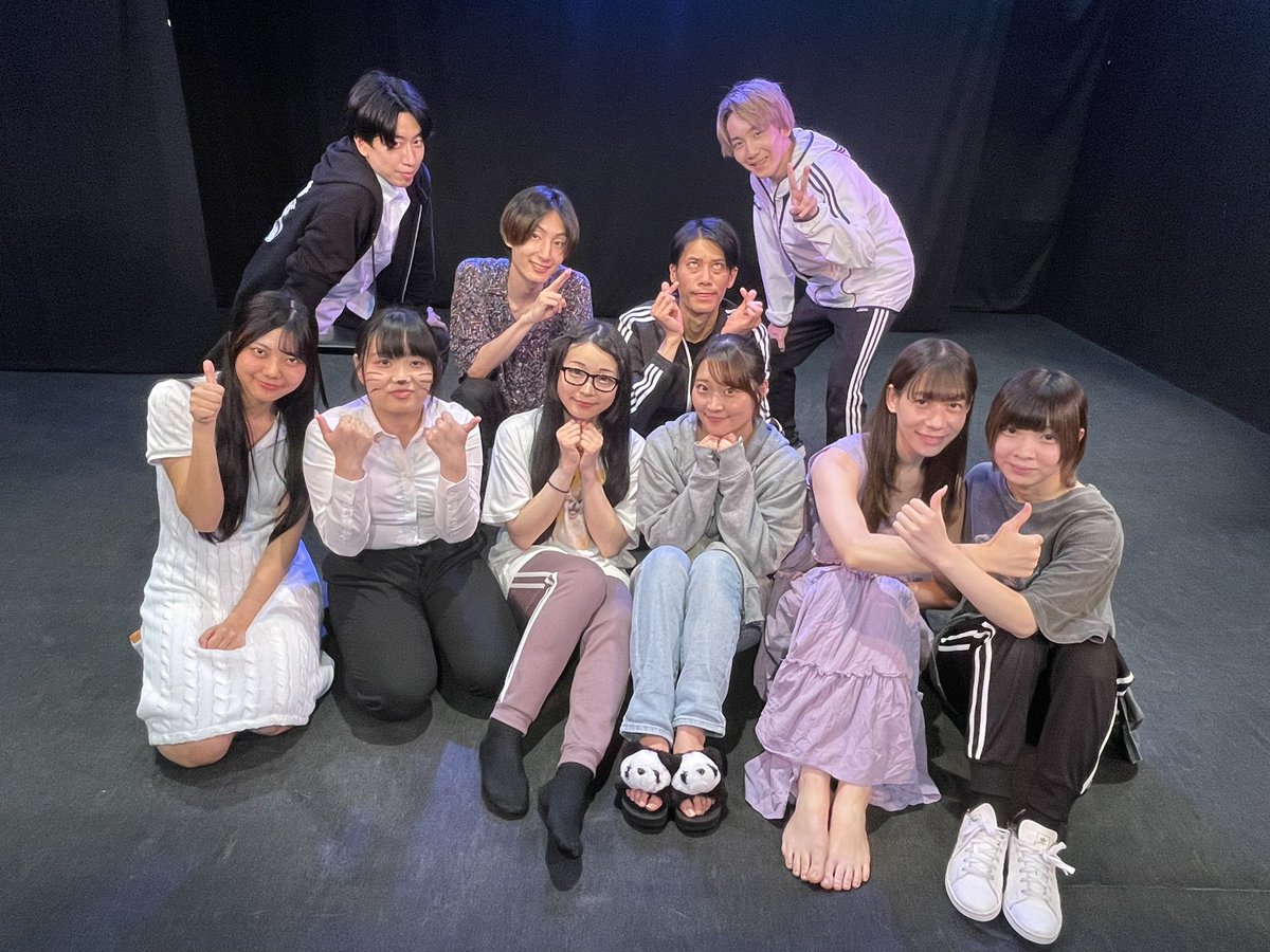 mimo_faina's tweet photo. #ミモとファイナ 本日千秋楽💐✨

12:00～マチネ,16:00ソワレです🙌

ファイナのぶっとびストーリーを
体感できるのは…もう今日しかない⁉️😳

当日券もございます🎫
ぜひ劇場へ‼️🏃💨 https://t.co/LcKvyoAIrY