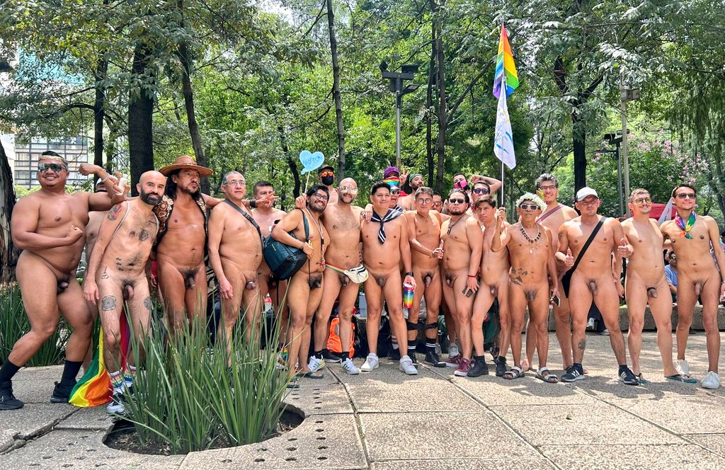 Colores Nudistas 🏳️🌈 (@coloresnudistas) on Twitter photo Muchas gracias a quienes nos acompañaron en el arranque de la #MarchaDelOrgullo, a quienes se agregaron en el camino y quienes llegaron al Zócalo con nosotros...
#cdmx #Orgullo2025 #OrgulloNudista
#Pride2025 #OrgulloLGTBIQ
📸<a href="/nudistotter13/">Nudist Otter</a> Muchas gracias a quienes nos acompañaron en el arranque de la #MarchaDelOrgullo, a quienes se agregaron en el camino y quienes llegaron al Zócalo con nosotros...
#cdmx #Orgullo2025 #OrgulloNudista
#Pride2025 #OrgulloLGTBIQ
📸<a href="/nudistotter13/">Nudist Otter</a>