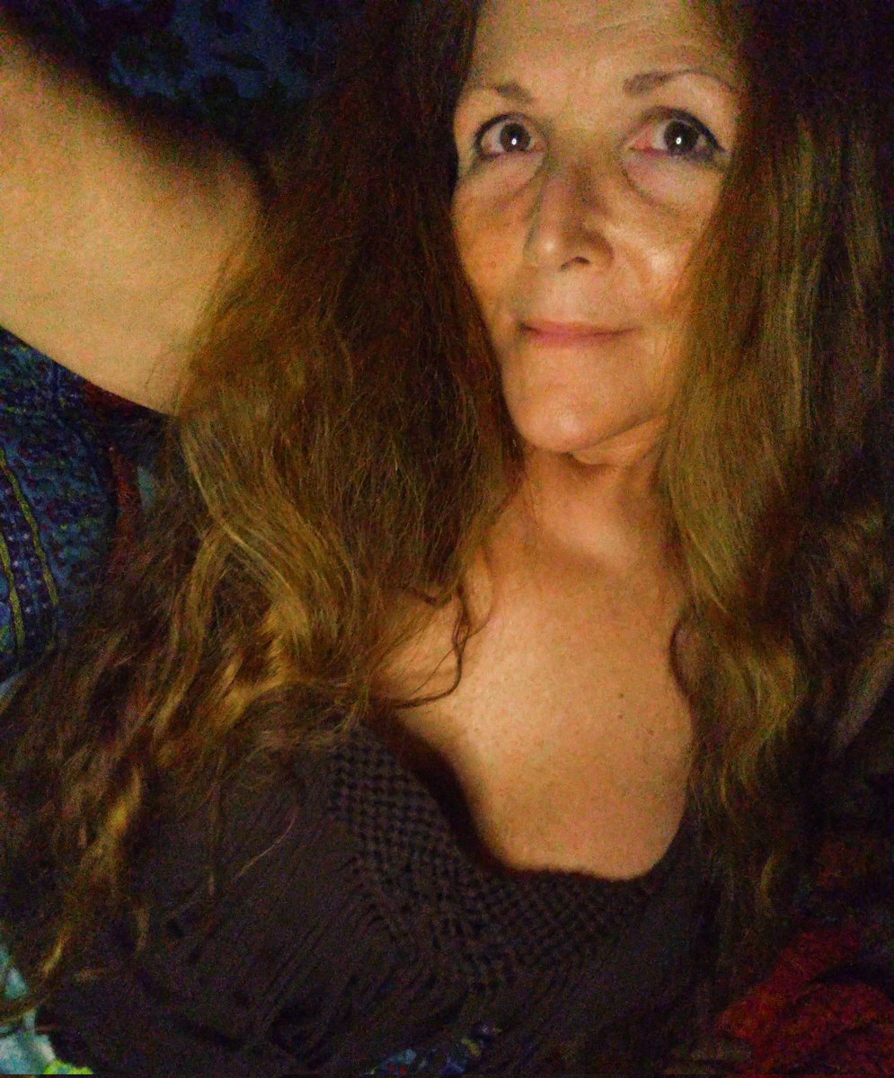 TarynVixx's tweet photo. #maturewomen #milf feelin naughty.... https://t.co/Xo1oOisyiS