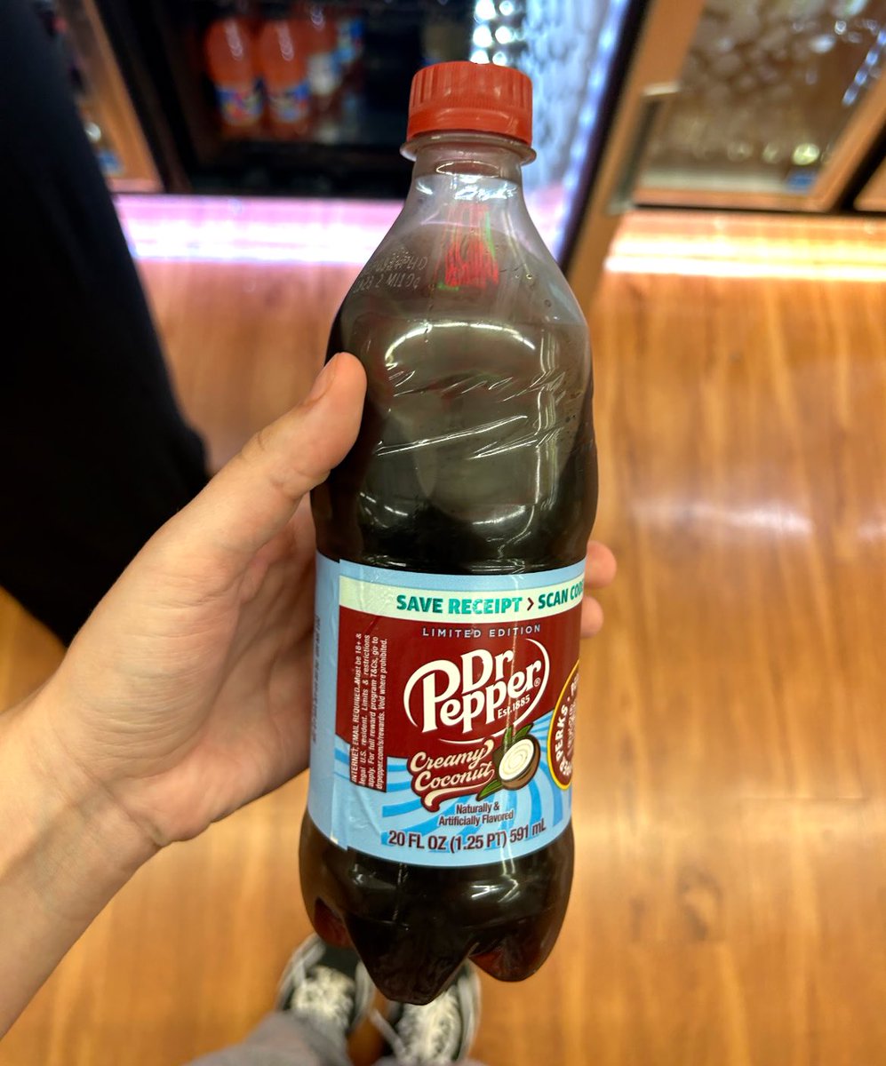 bayuls's tweet photo. @drpepper dr pepper this stuff was my life i’m not even kidding please tell the state of pennsylvania to sell it 💔💔💔💔 https://t.co/csQHLfgLq6