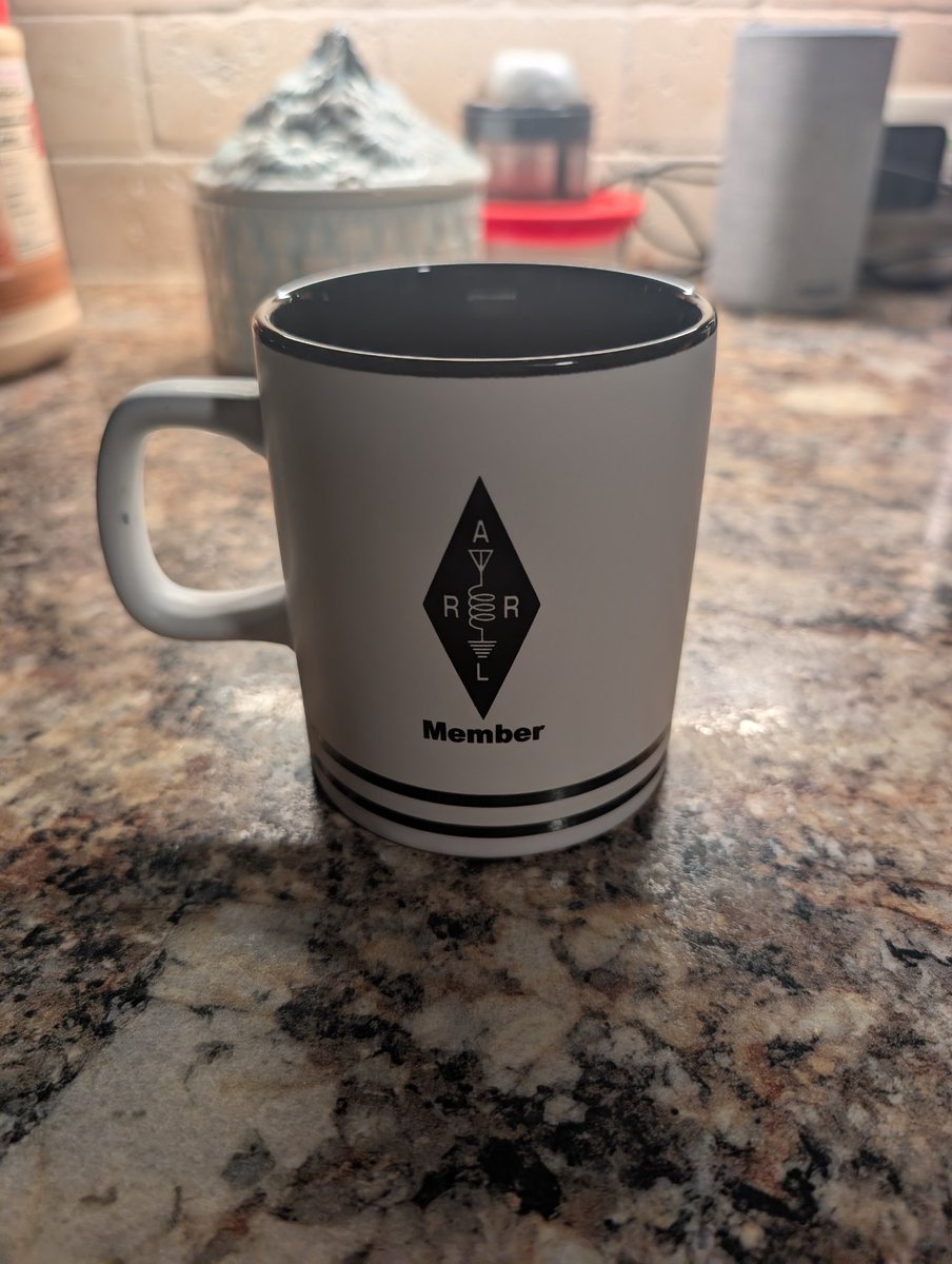 josefius's tweet image. Thanks @arrl for the nice mug #hamradio #AmateurRadio #arrl It came in at the start of #arrlfieldday