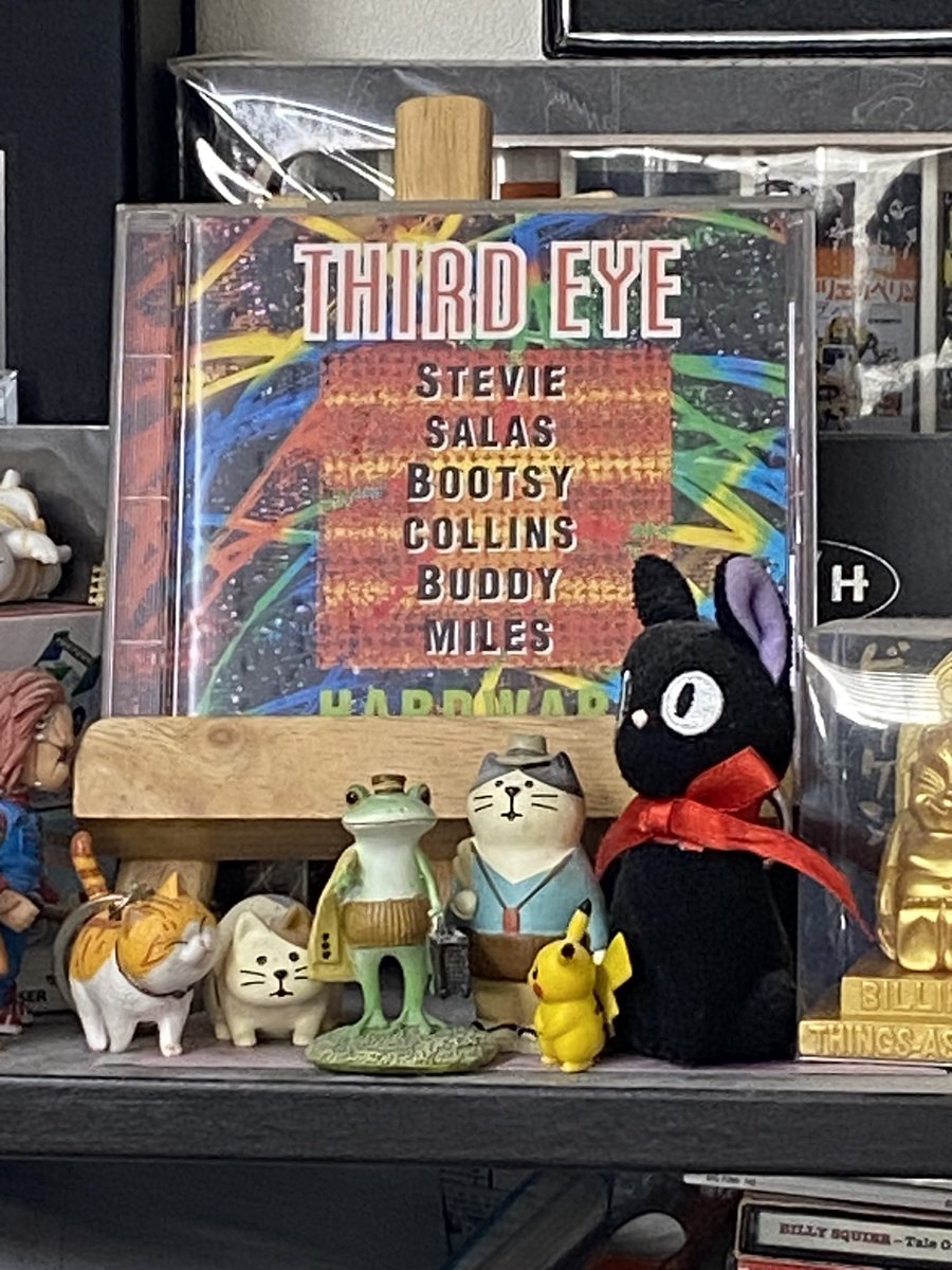 ya6d787fd7t4h88's tweet image. Now listening CD album♪ 
STEVIE SALAS THIRD EYE&quot;HARDWARE&quot;(1992)

#OldRock
#FunkRock