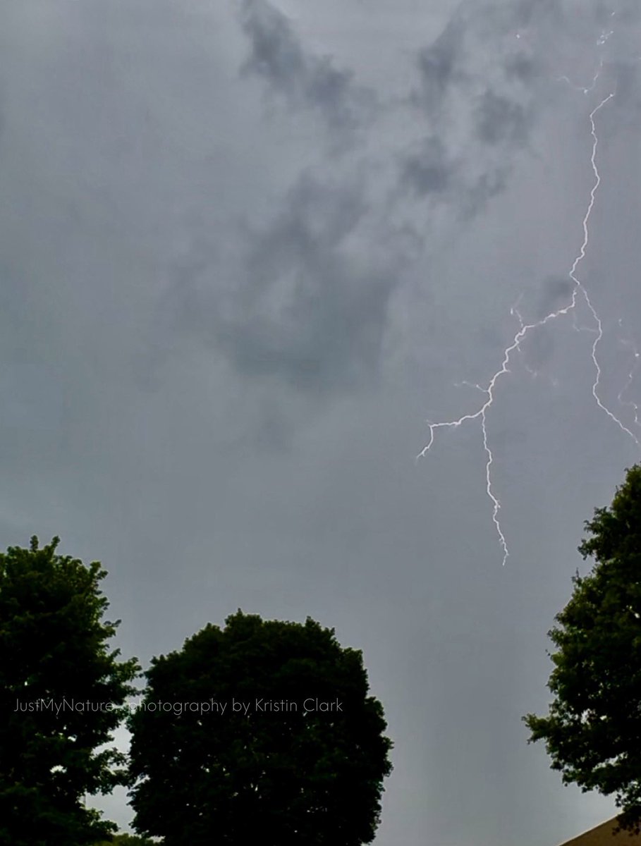 Kristin Clark (@_justmynature) on Twitter photo From Hampton Cove AL about 6:45 pm. <a href="/spann/">James Spann</a> <a href="/DanielleDozier/">Danielle Dozier News 19</a> <a href="/BenSmith_WHNT/">Ben Smith</a> <a href="/CamutoWHNT/">Jessica Camuto</a> <a href="/JDESNOYERSWAFF/">Jeff Desnoyers WAFF 48</a> <a href="/WEATHERmanBURKE/">Eric Burke WAFF 48</a> @aarona_wx @anellowx @robelvington
<a href="/JDressmanWX/">Jordan Dressman</a> <a href="/EmilyOwenWX/">Emily Owen</a> <a href="/AmberKulick_wx/">Amber Kulick ⛈️</a> <a href="/laabsTWC/">Tom Laabs</a> <a href="/NWSHuntsville/">NWS Huntsville</a> @simpsonwvtm13 #valleywx From Hampton Cove AL about 6:45 pm. <a href="/spann/">James Spann</a> <a href="/DanielleDozier/">Danielle Dozier News 19</a> <a href="/BenSmith_WHNT/">Ben Smith</a> <a href="/CamutoWHNT/">Jessica Camuto</a> <a href="/JDESNOYERSWAFF/">Jeff Desnoyers WAFF 48</a> <a href="/WEATHERmanBURKE/">Eric Burke WAFF 48</a> @aarona_wx @anellowx @robelvington
<a href="/JDressmanWX/">Jordan Dressman</a> <a href="/EmilyOwenWX/">Emily Owen</a> <a href="/AmberKulick_wx/">Amber Kulick ⛈️</a> <a href="/laabsTWC/">Tom Laabs</a> <a href="/NWSHuntsville/">NWS Huntsville</a> @simpsonwvtm13 #valleywx