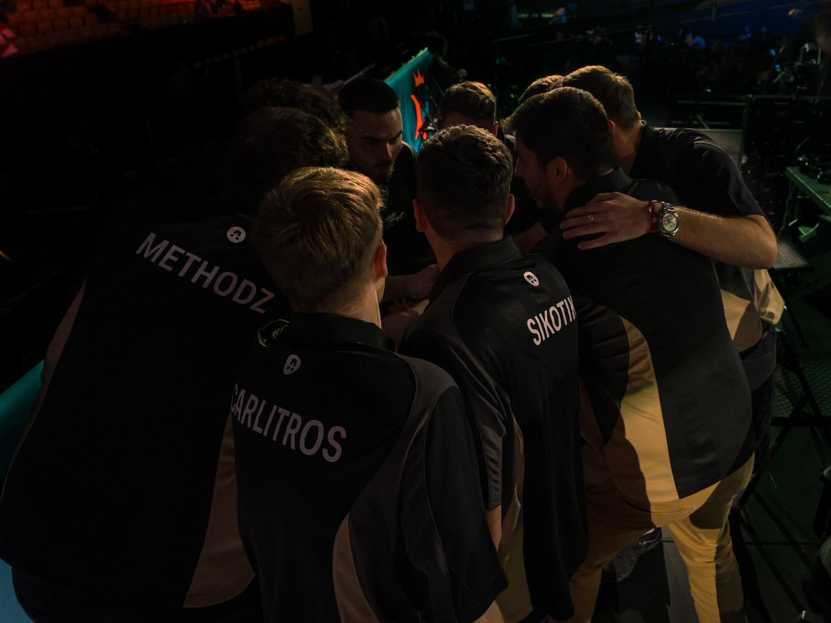 Team Heretics (@teamheretics) on Twitter photo Nunca un equipo español había llegado tan lejos en un Mundial de Call of Duty.
Orgulloso inmenso 🧡 <a href="/MiamiHeretics/">Miami Heretics</a> Nunca un equipo español había llegado tan lejos en un Mundial de Call of Duty.
Orgulloso inmenso 🧡 <a href="/MiamiHeretics/">Miami Heretics</a>