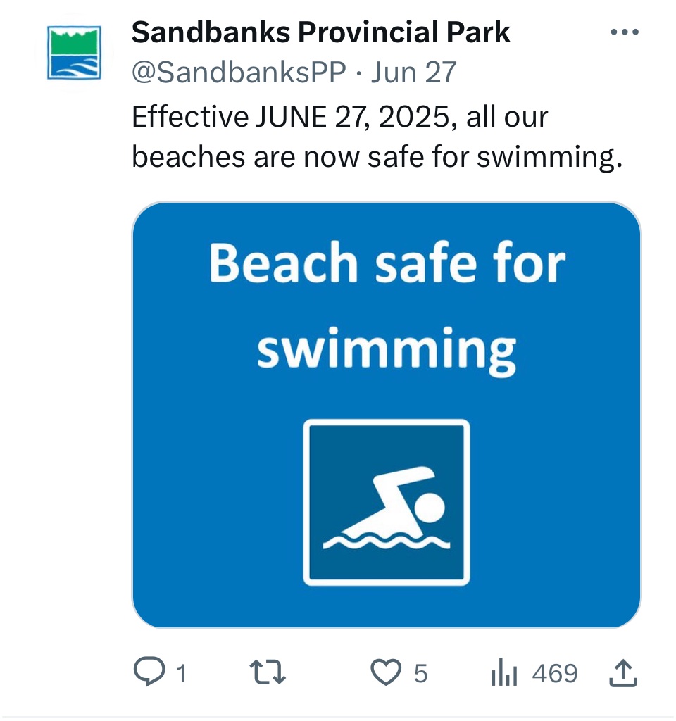 MCallsen's tweet photo. @OntarioParks @SandbanksPP 
“Safe for swimming?” REALLY?!?!

This video was filmed on Outlet Beach on June 27 late afternoon. https://t.co/A2JXh2aNOl