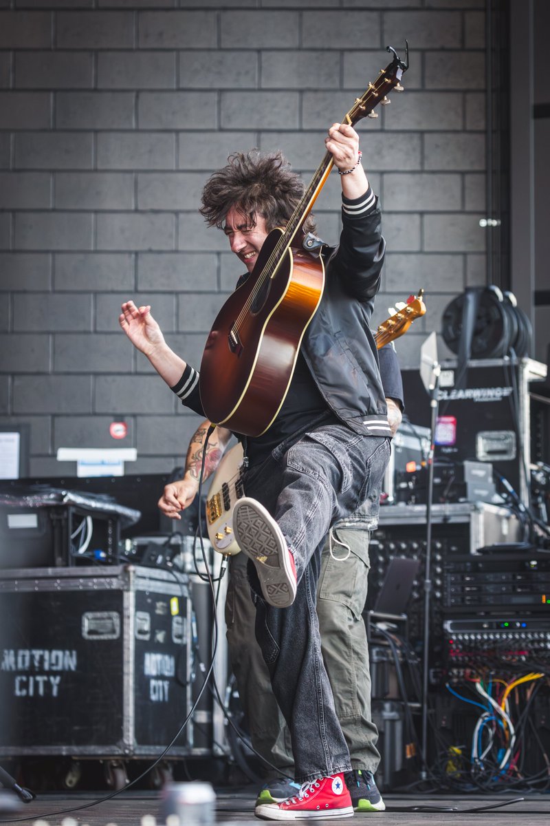 Doc Doles (@papabear238) on Twitter photo Great performance by <a href="/plainwhitets/">Plain White T's</a> <a href="/Summerfest/">Summerfest</a>. Photo by <a href="/PapaBear238/">Doc Doles</a> <a href="/hollywoodchi/">HollywoodChicago.com</a> Great performance by <a href="/plainwhitets/">Plain White T's</a> <a href="/Summerfest/">Summerfest</a>. Photo by <a href="/PapaBear238/">Doc Doles</a> <a href="/hollywoodchi/">HollywoodChicago.com</a>