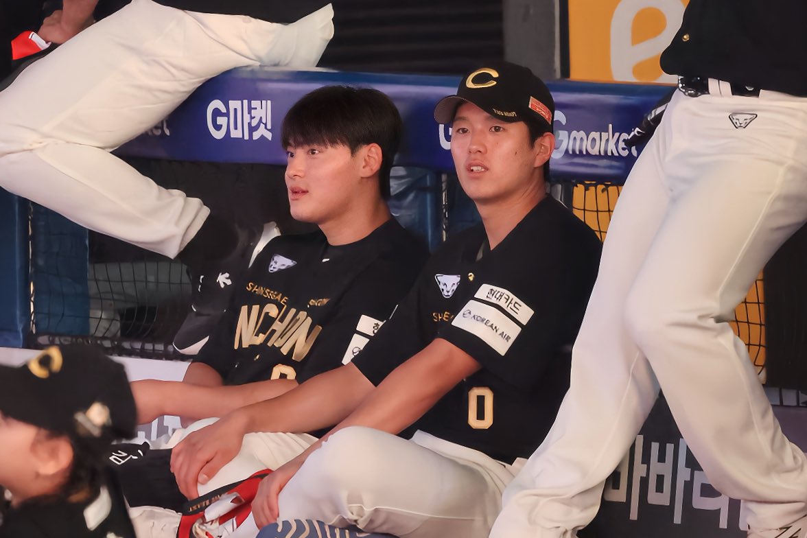 팀 동료 친구
단어에서 주는 낭만이라는게 잇음 .. ~