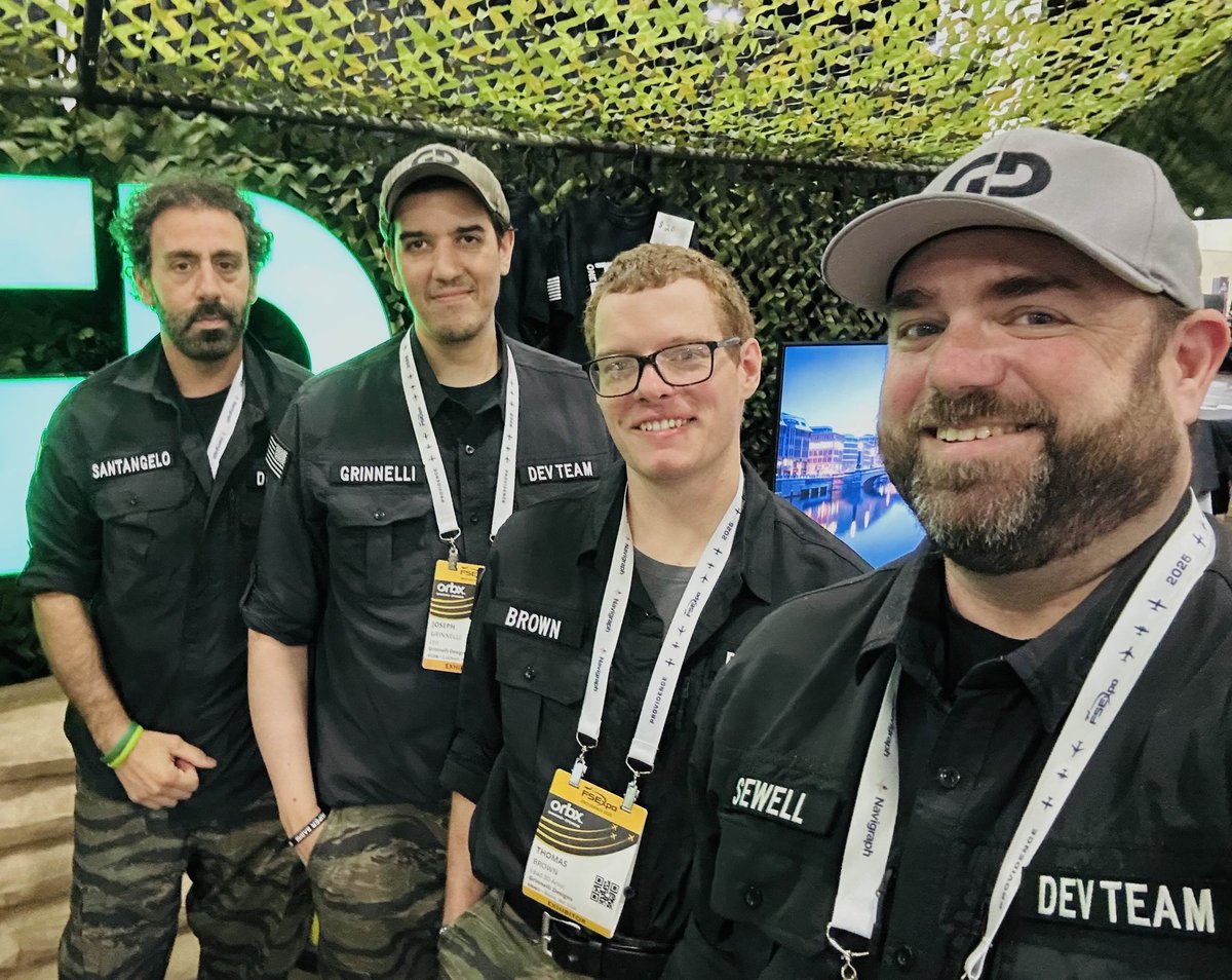 GrinnelliDesign's tweet image. Day is done and the team is excited and exhausted. #fsexpo #FlightSimExpo