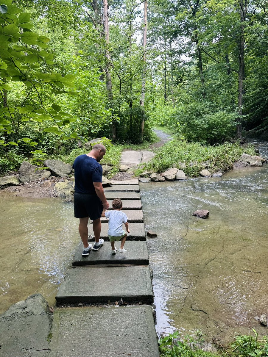 NYSEandeasy's tweet image. West Virginia exploring.. ⛰️