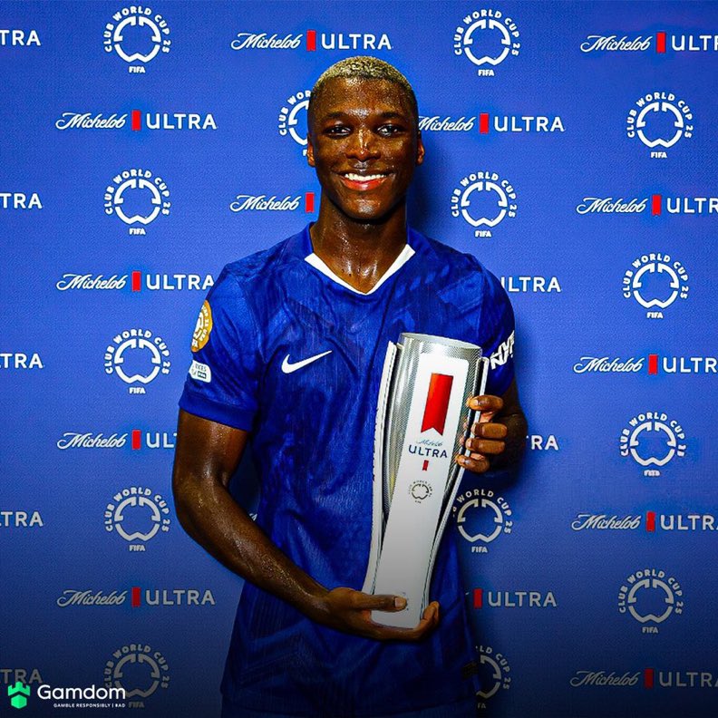 Teradeportes's tweet photo. 🚨 ¡MOISÉS CAICEDO IMPLACABLE! 🇪🇨🔥

Inmenso partido del ecuatoriano para meter al #Chelsea en cuartos del Mundial de Clubes 💙⚽️ Moi fue elegido JUGADOR DEL PARTIDO en la goleada 4-1 ante #Benfica 🇵🇹��🏻

¡Crack total, Niño Moi! 👏🏽👑🇪🇨 https://t.co/ZSeZNBnSJ8