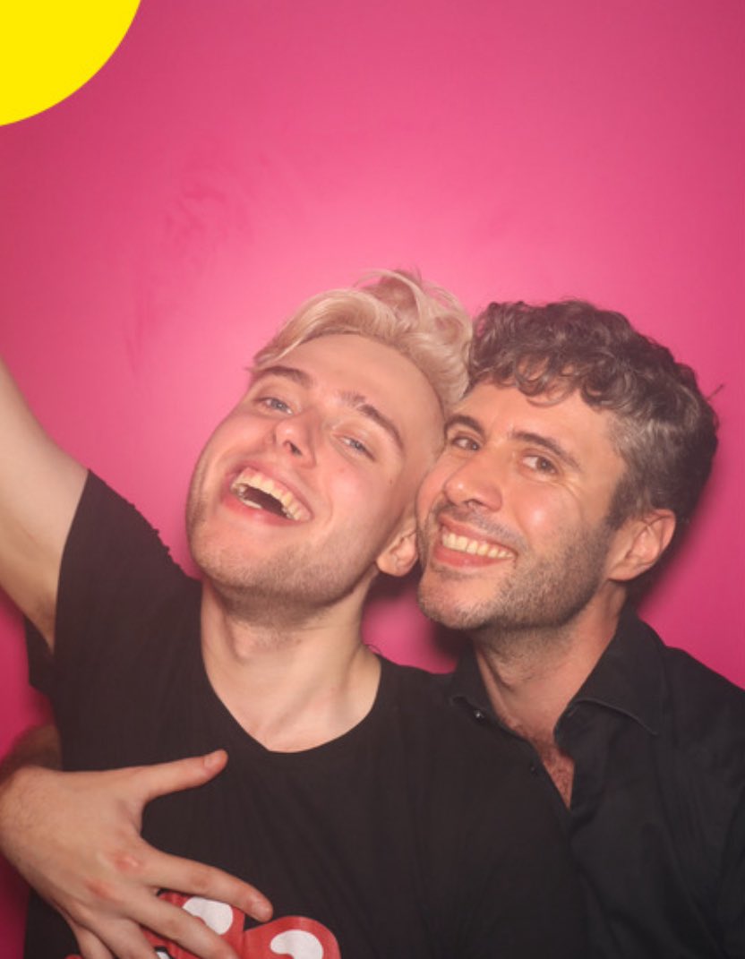 Eindelijk <a href="/quintenser/">GabrieII</a> weer zien draaien en hij was zo goed :)