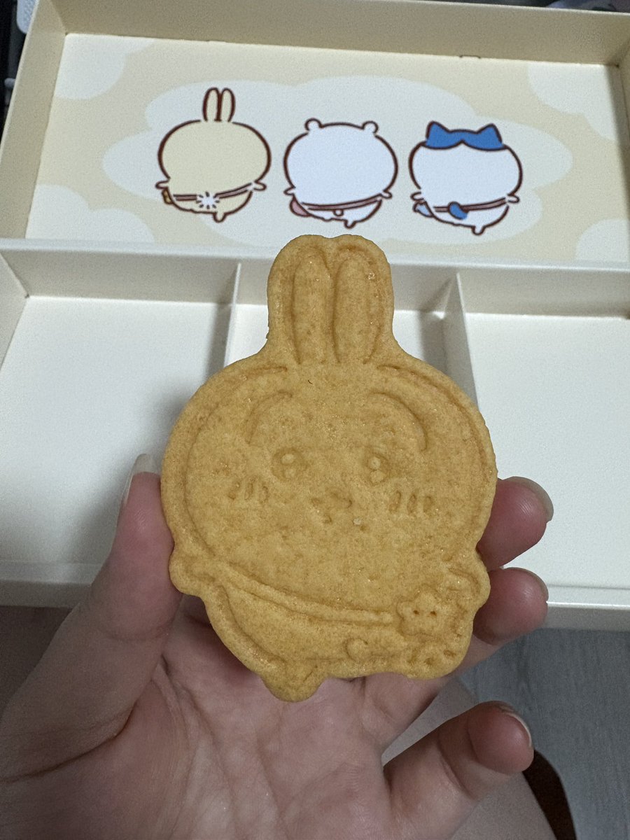 福利姬躲起来分享的黄推图片2 - 网红私拍内容