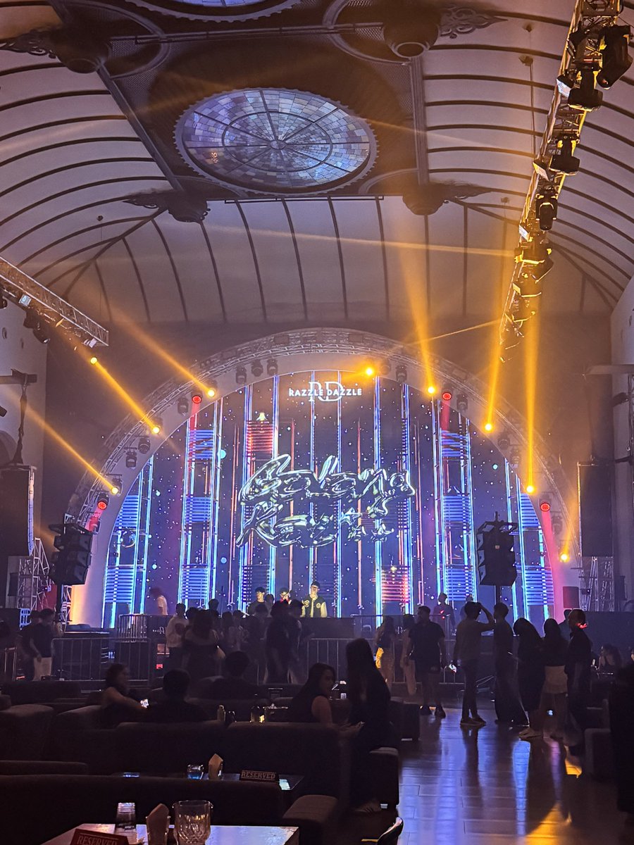 lookingyours's tweet image. last night was like 😬