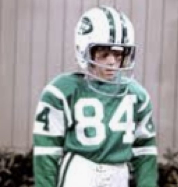 MyPenIsHugeTTM's tweet photo. Bobby Brady #JetsLegend https://t.co/Imh8wq6WMp